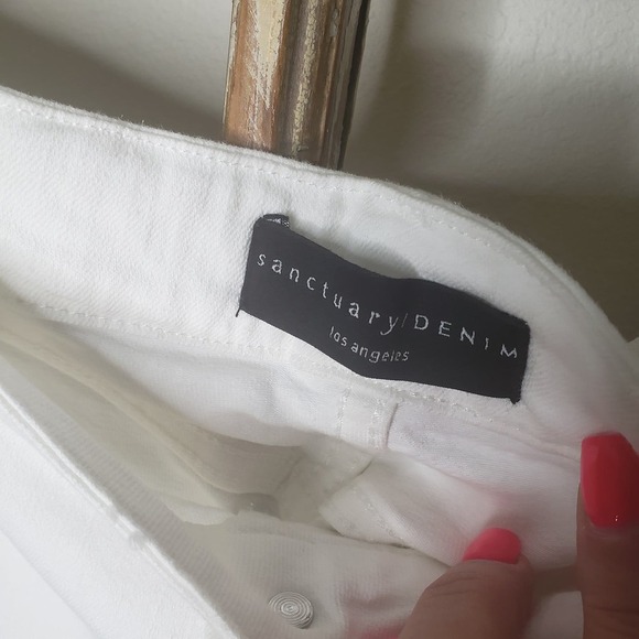 Sanctuary White Denim Cropped Jeans Ladies size 18 NWT - Picture 3 of 7